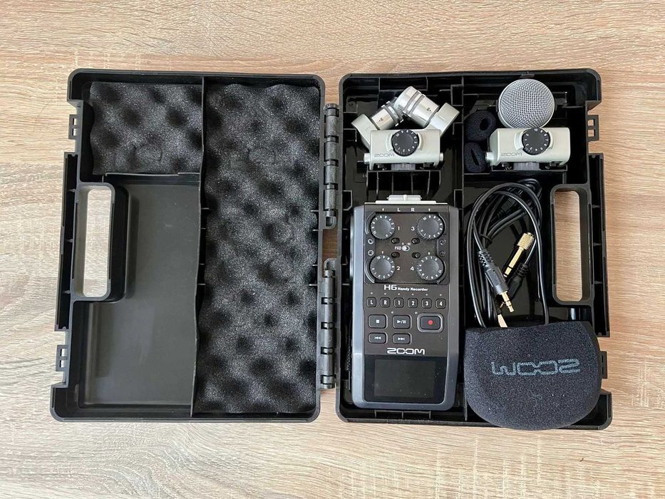 Продам аудіорекордер Zoom H6 kit