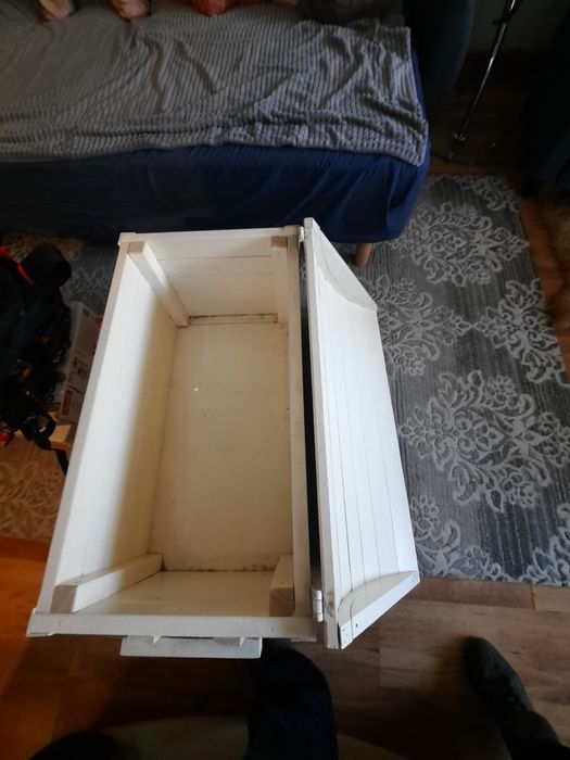 Skrzynia drewniana do przechowywania