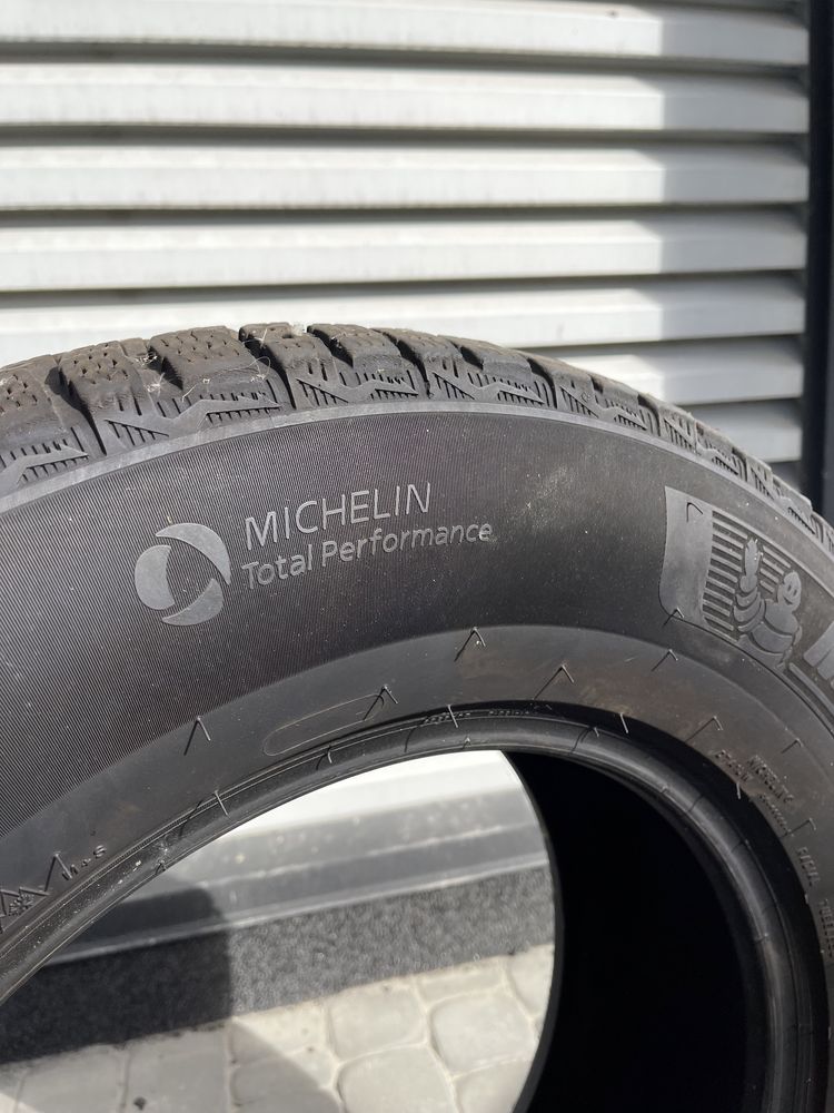 Зимові шини Michelin 285/60 R 18 X-ICE North 4 Suv