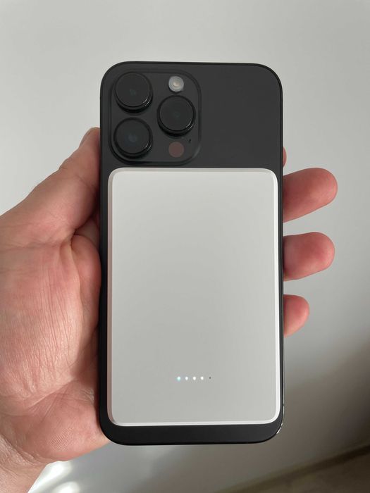 Павербанк Magsafe ultra slim 20W 5000mAh