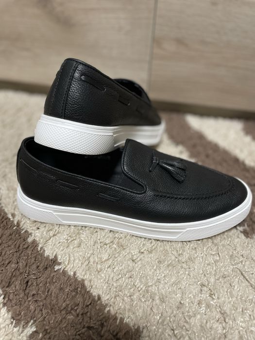 Чоловічі шкіряні лофери