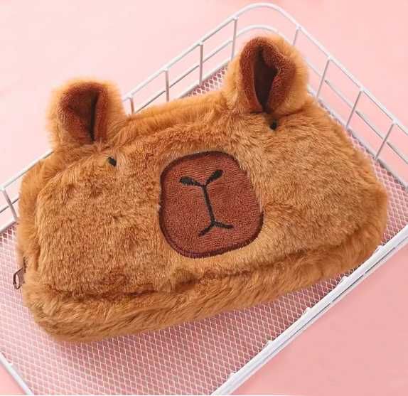 Kapibara Kawaii pluszowa puchata mięciutka kosmetyczka piórnik