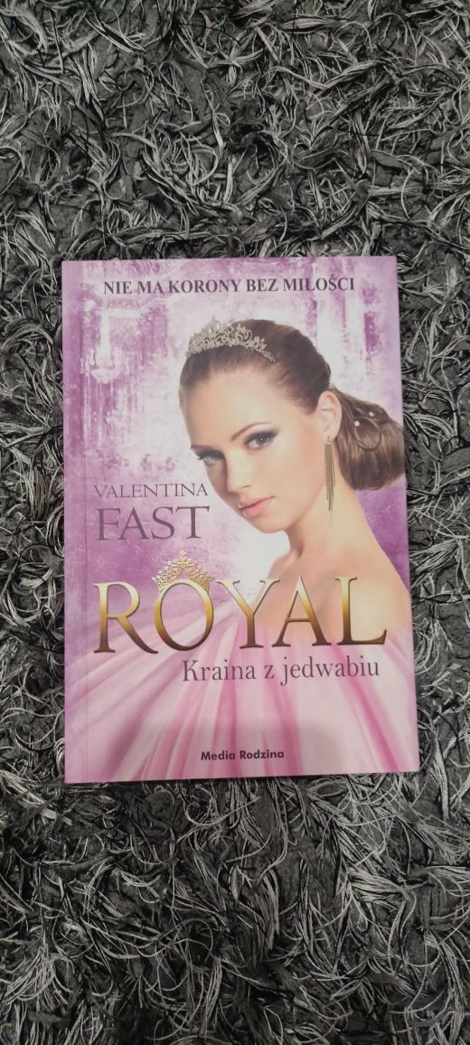 Seria Royal 1 i 2 tom - Valentina Fast