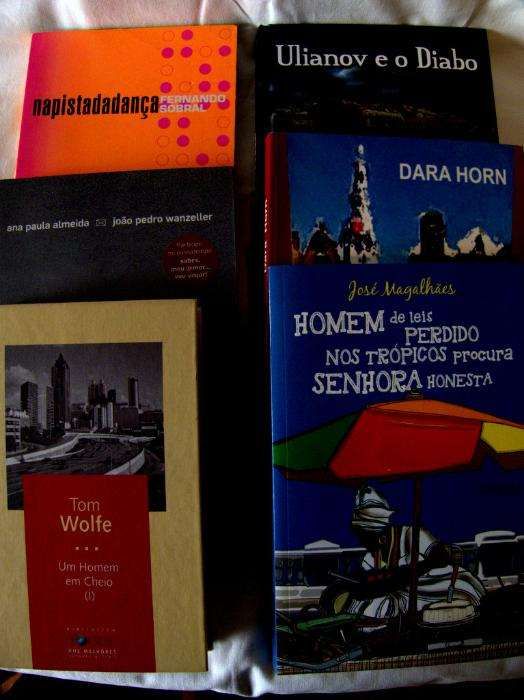 Livros de vários autores
