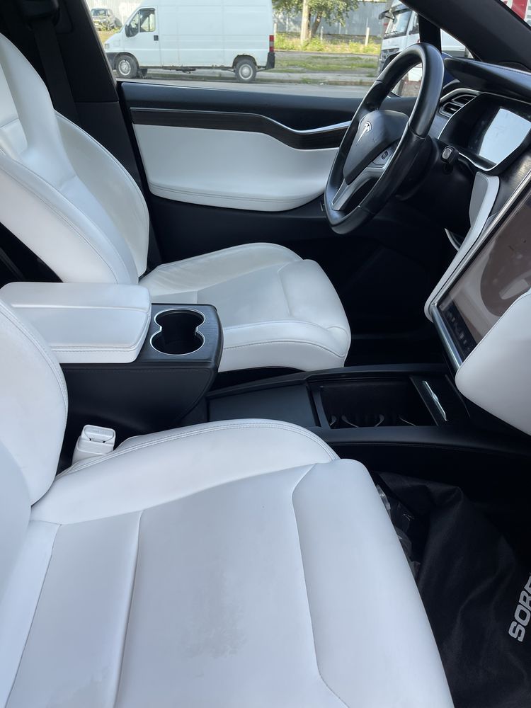 Tesla model X 90D dual motor