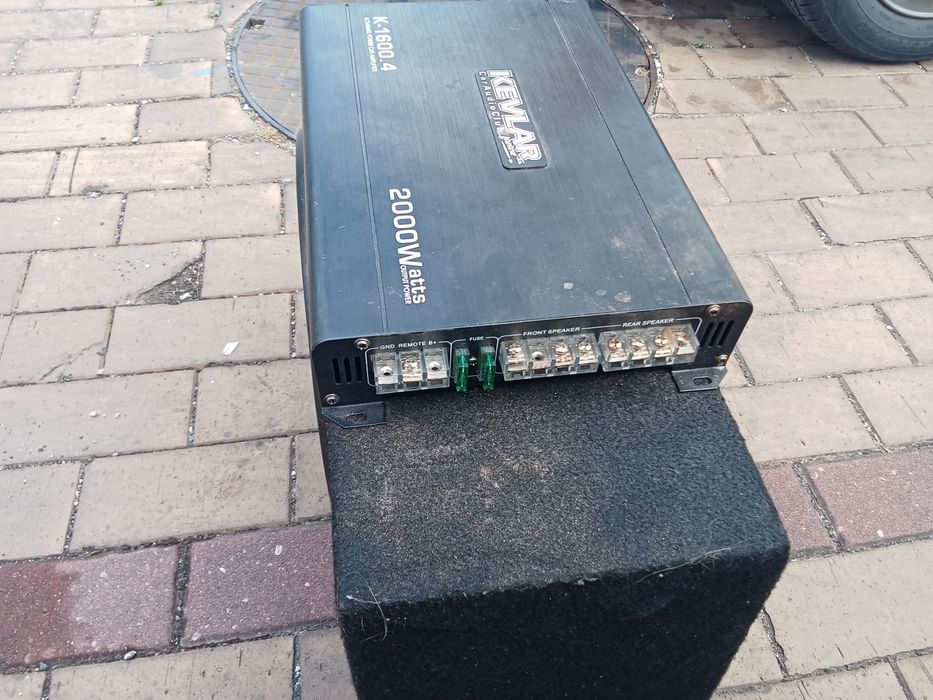 Subwoofer e amplificador