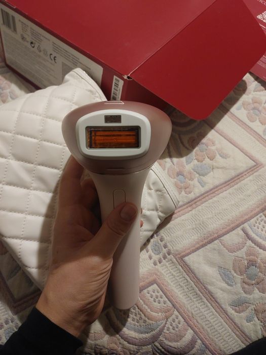 Фотоепілятор PHILIPS Lumea 9000