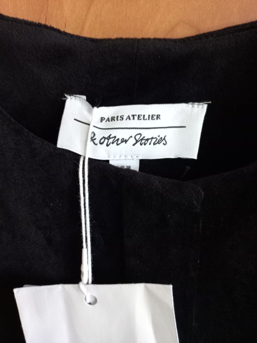 Новий чорный бархатний сарафан, М.