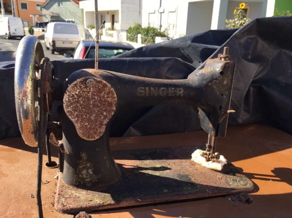 Maquina de Custura Singer antiga para restauro