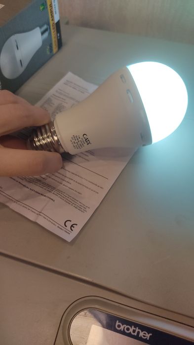 Лампа аккамуляторная