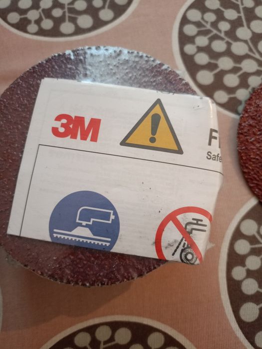 25 szt 3M DYSK FIBROWY 782C p36