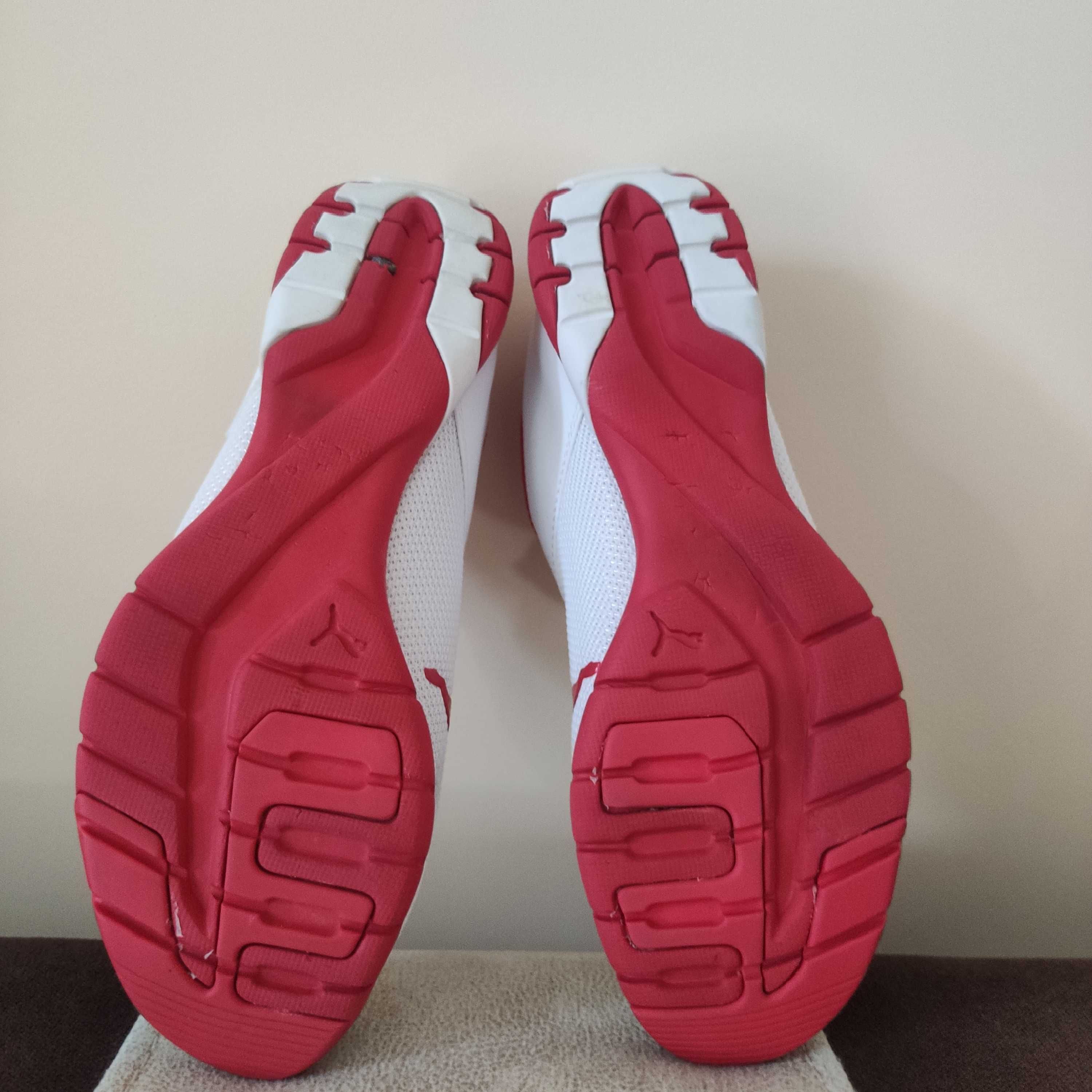 Buty młodzieżowe Puma rozmiar 38