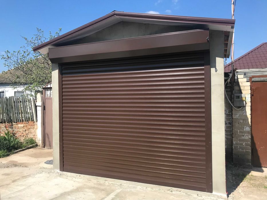 Секційні, рулонні, ролети, гаражні ворота в Новом Буге