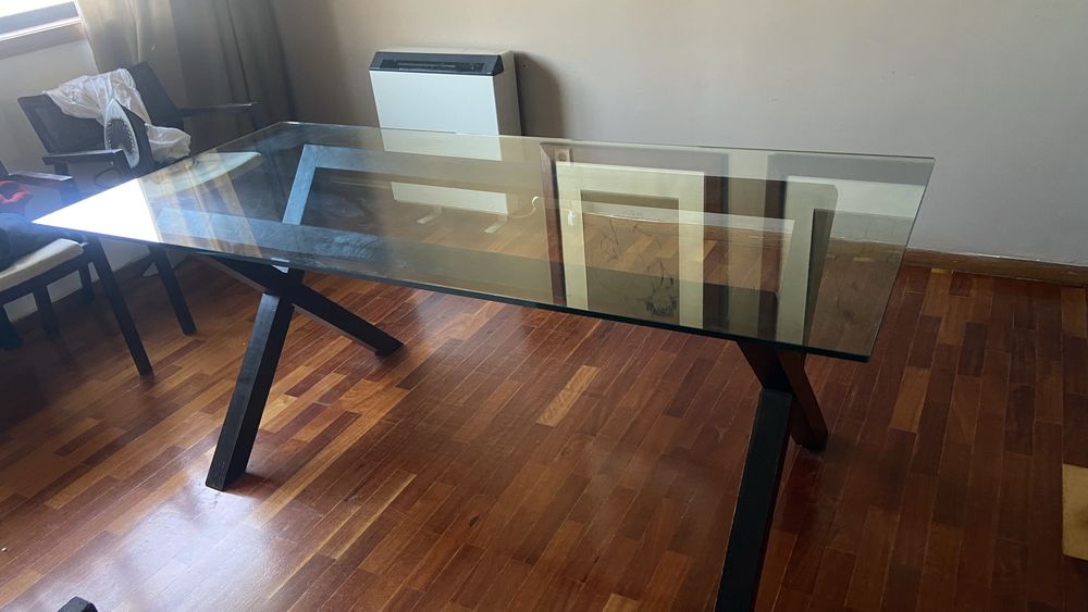 Mesa vidro e madeira