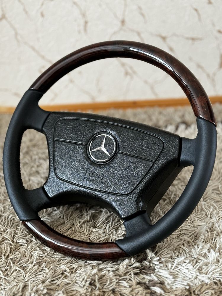 Деревʼяне кермо Mercedes-Benz w140 w124