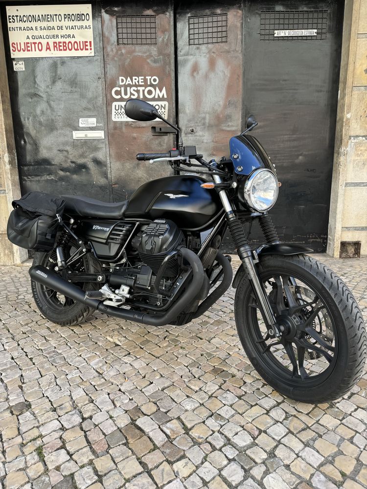 Moto Guzzi V7 III