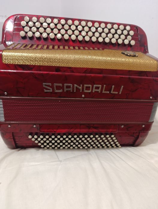 Acordeão Scandalli de botões - Made in Italy (1977)