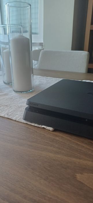PS4/ PlayStation 4 Slim 500GB