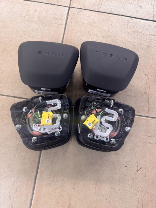 Подушка безопасности в руль tesla model s/x