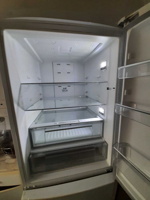 Frigorífico Ariston Hotpoint HA70BE 72X No Frost