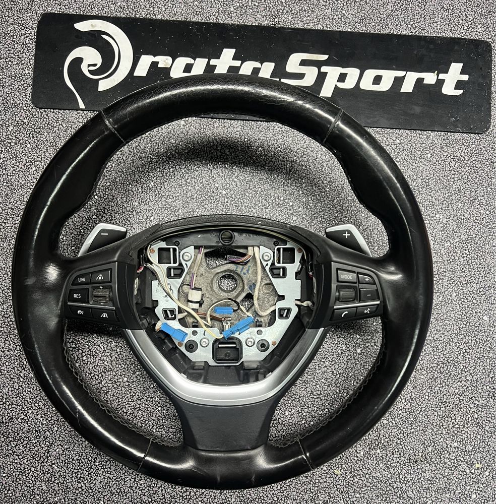 Volante bmw Seri 5 f10 f11 com patilhas
