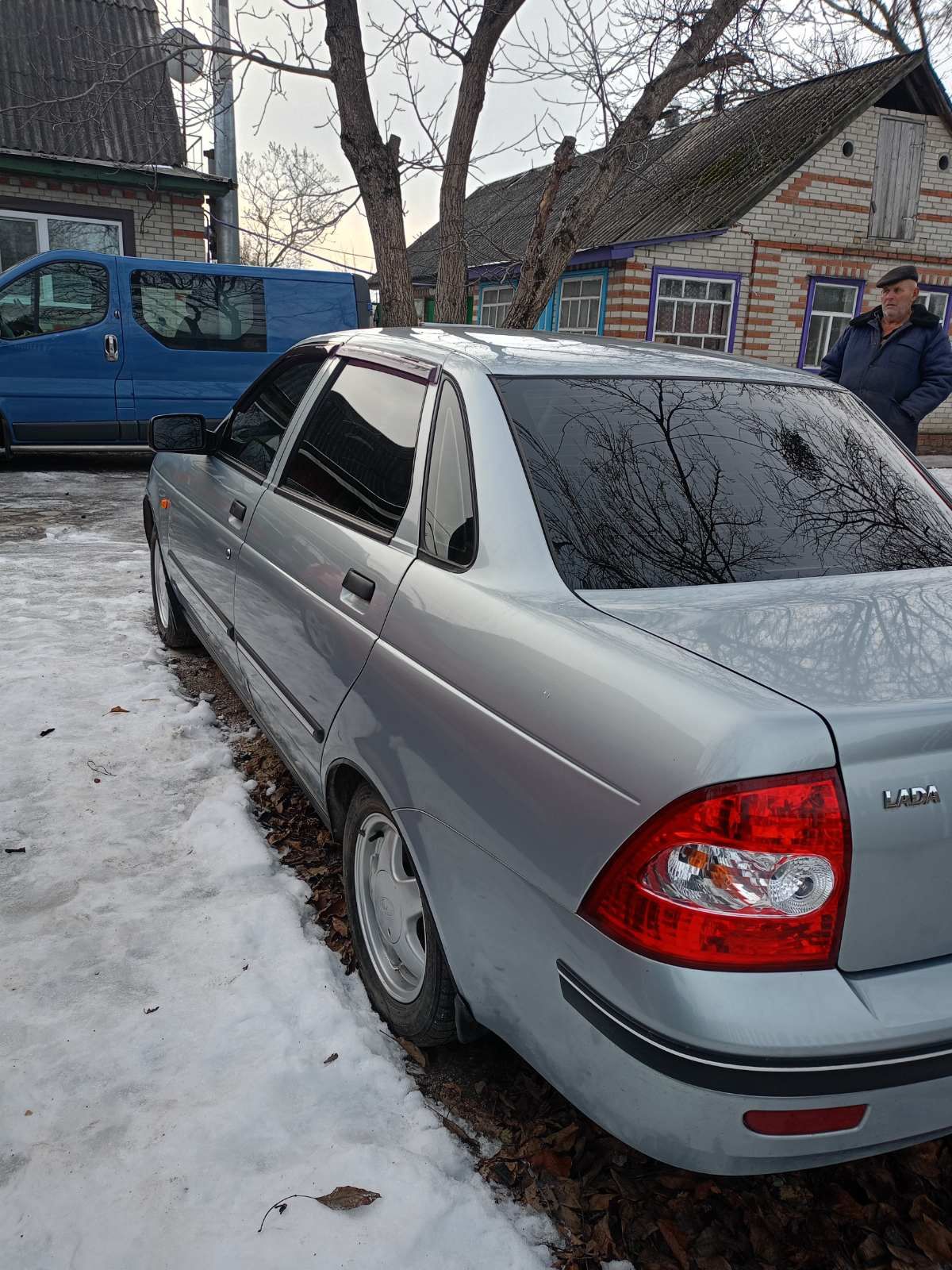 Автомобиль ВАЗ-2170