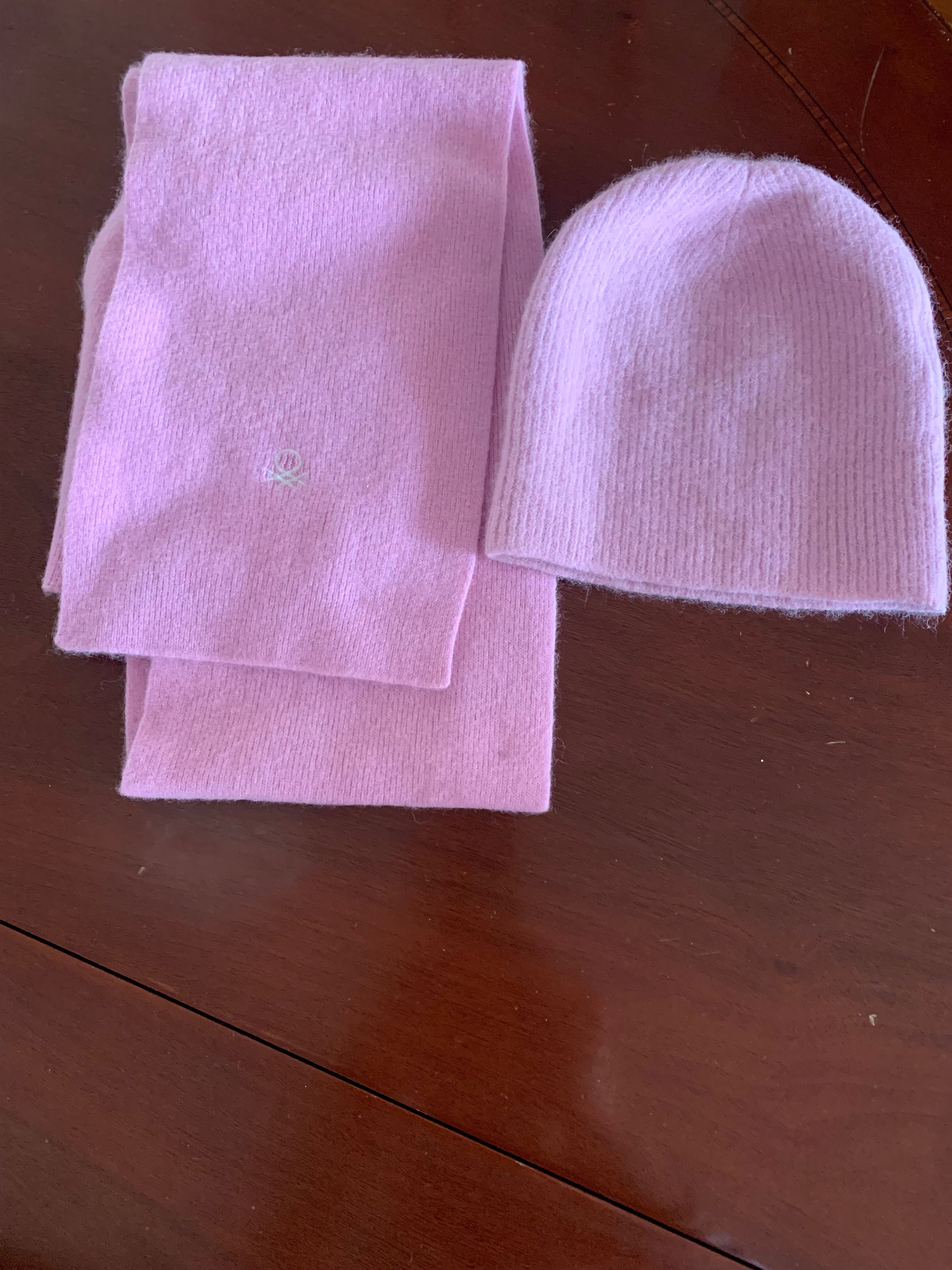 Gorro e cachecol rosa benetton 6-9 meses lá 70%