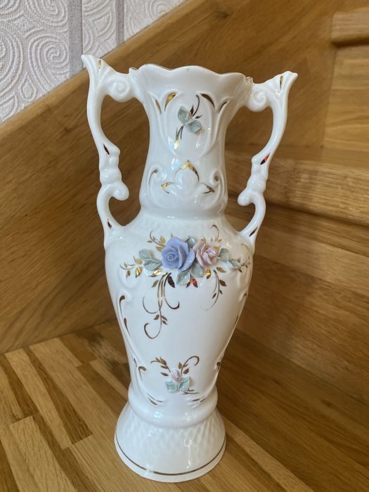 Продам вазу  для квітів