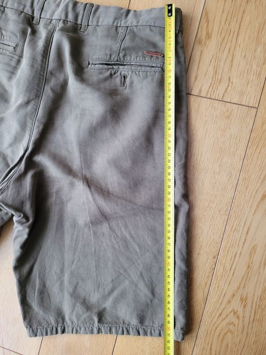 Letnie spodenki Massimo Dutti
