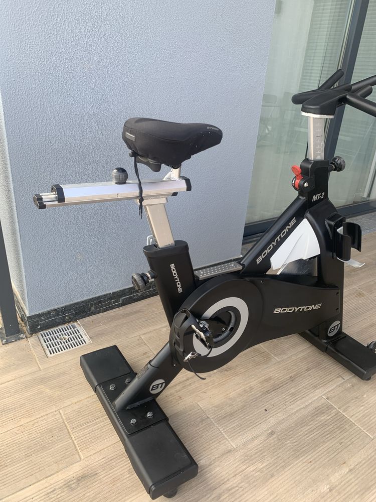 Bicicleta spinning bodytone mt2 profissional