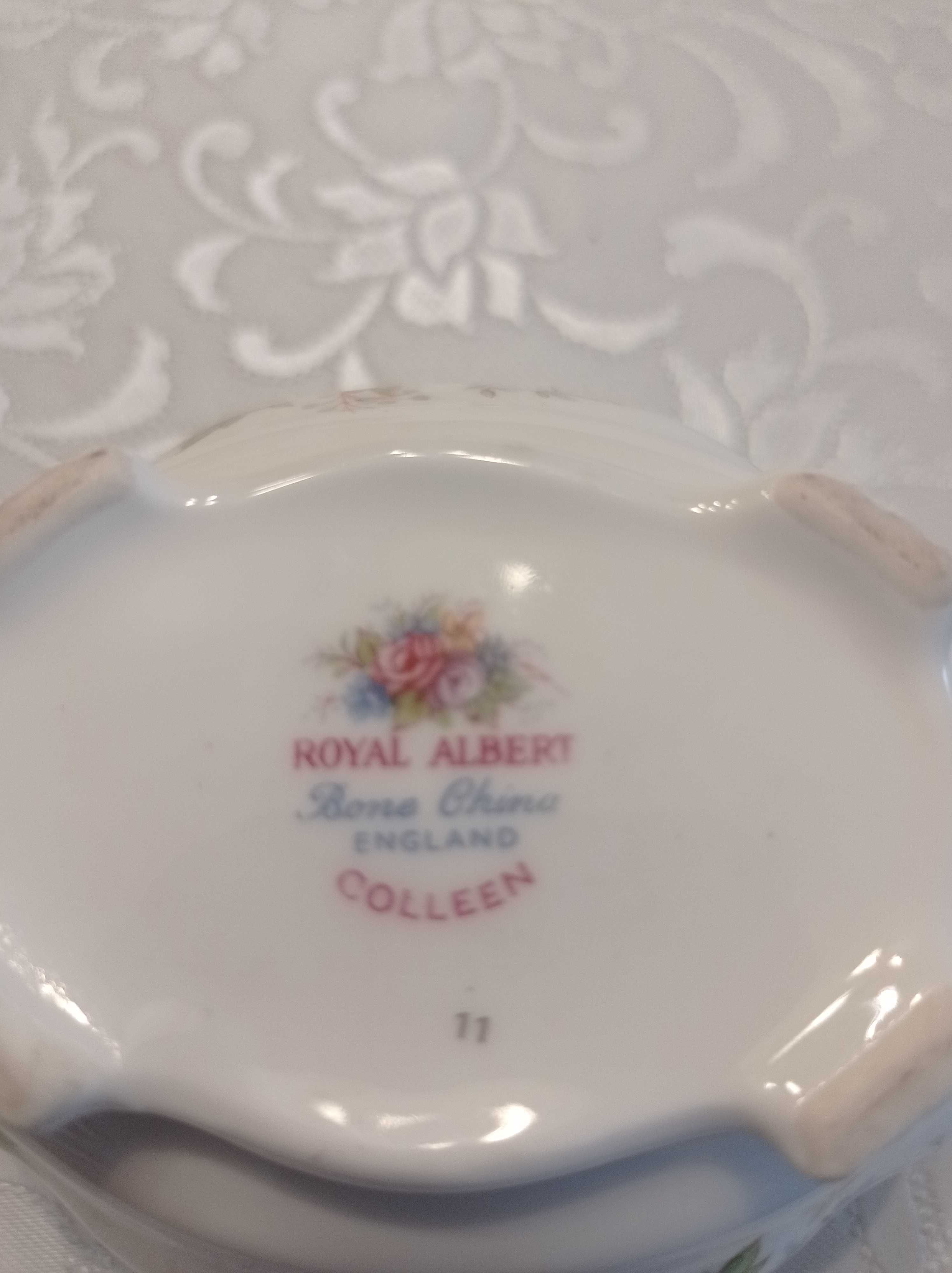 Porcelana Royal Albert