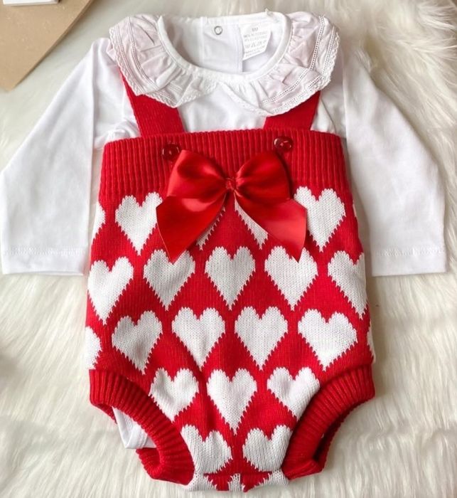 Fofinho vermelho novo de menina 6 meses