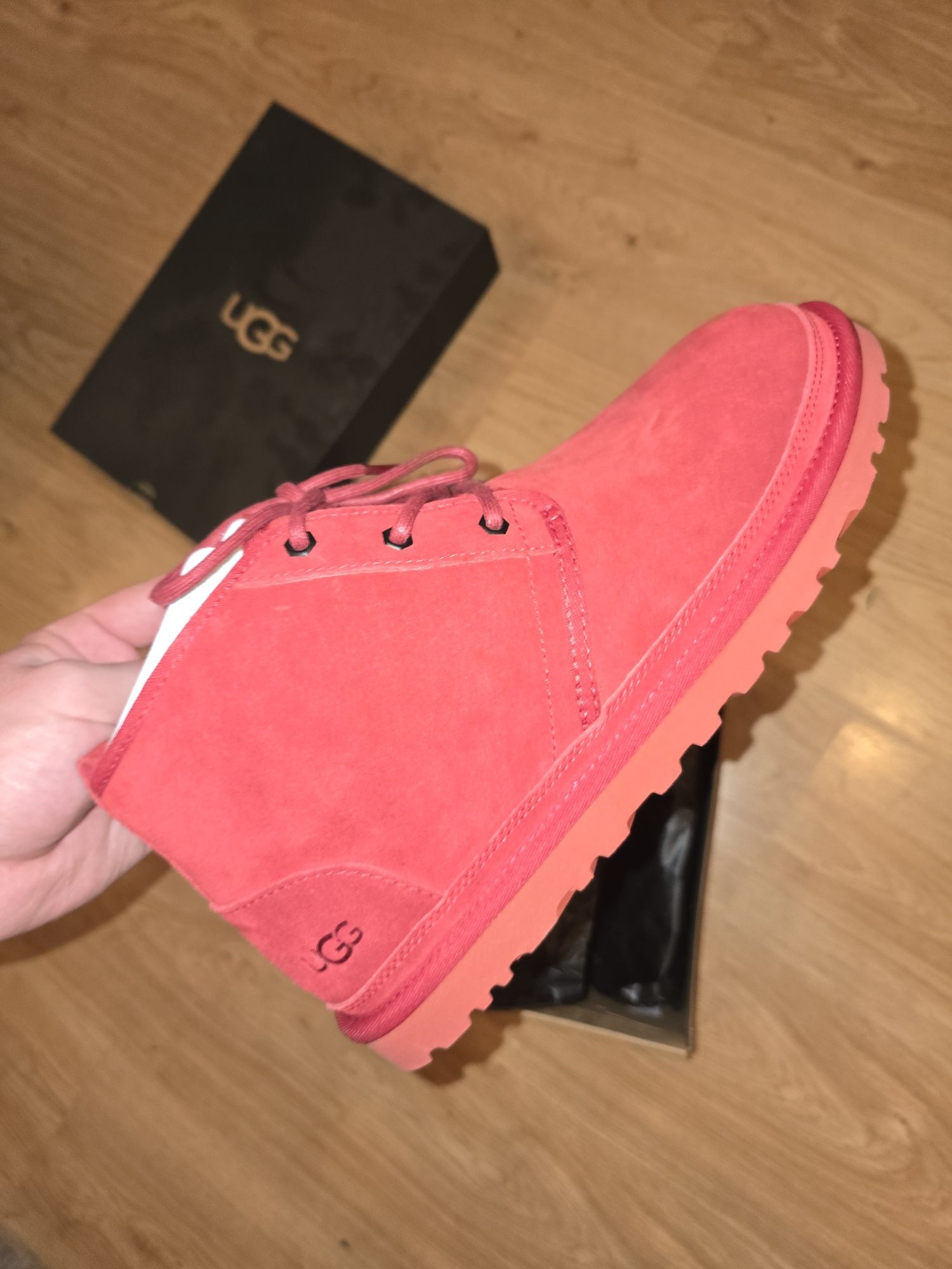 Обувь зимняя Угги (ugg) красные
