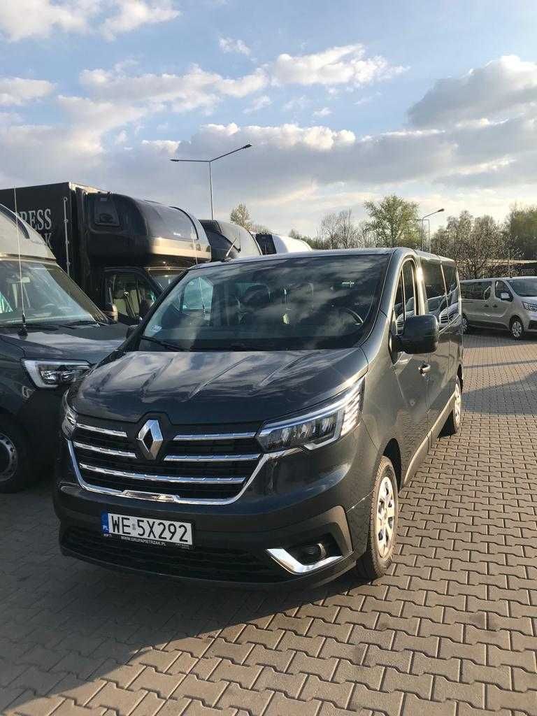 Wynajem Busów dostawczych i osobowych