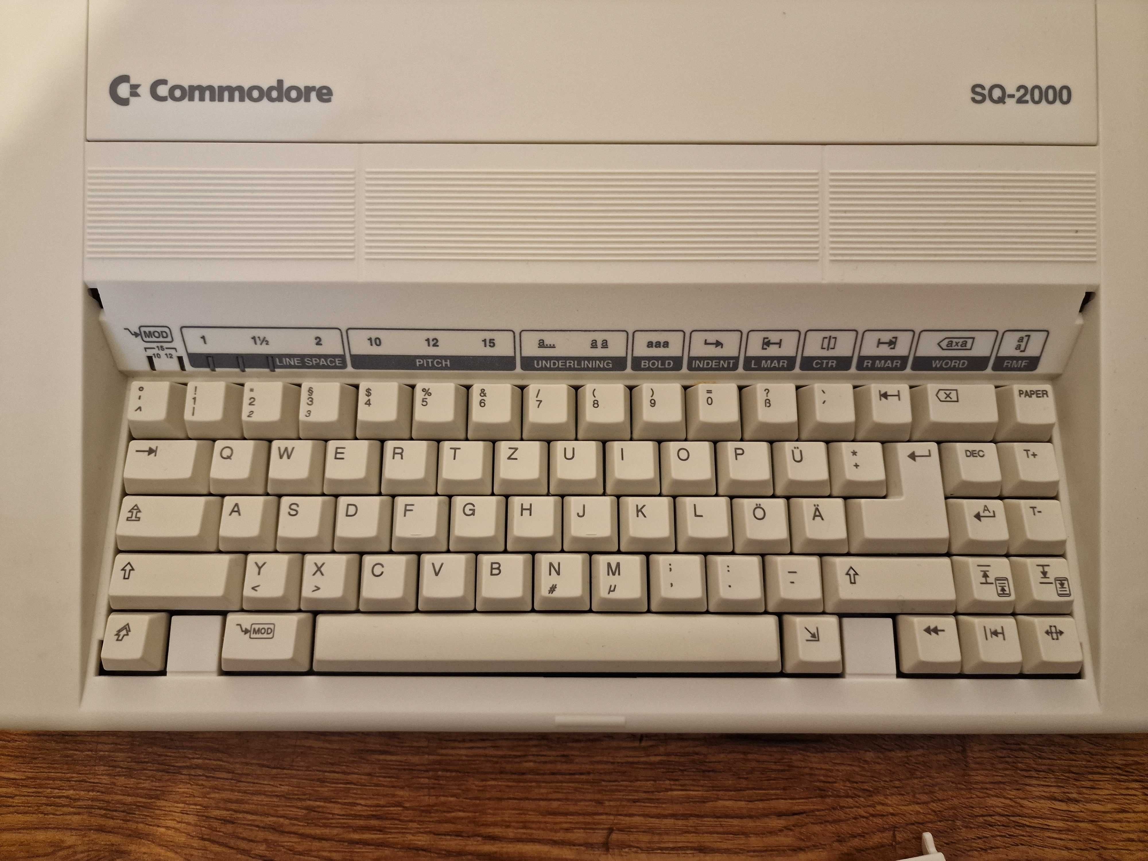 Maszyna do pisania Commodore sq2000