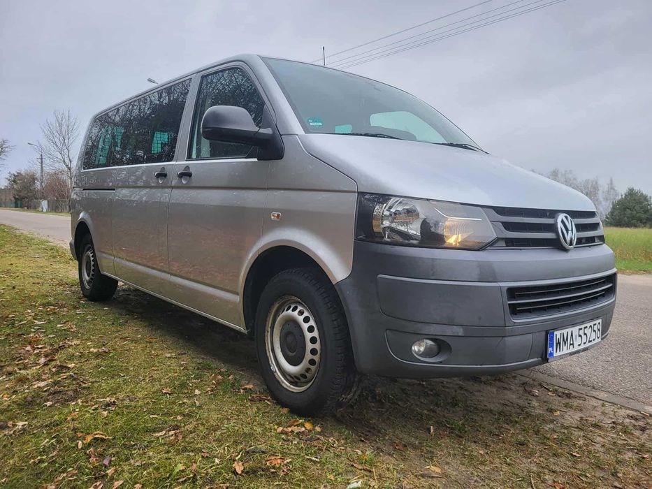 Volkswagen Transporter T5 lift 2013 9-osobowy