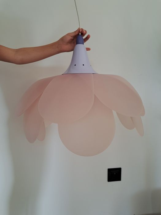 Lampa kwiat dla księżniczki