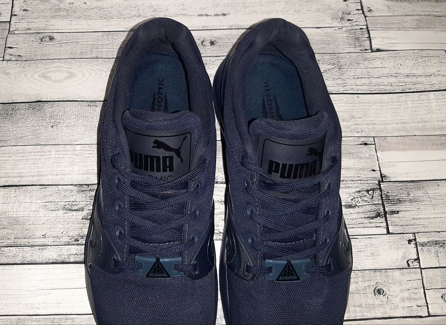 38р. Кроссовки Puma Trinomic.