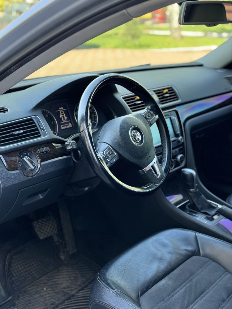 Продам Volkswagen Passat b7 Usa disel