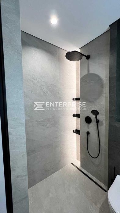 Продаж 2 кімнатної дизайнерської квартири в ЖК “Файна Таун”