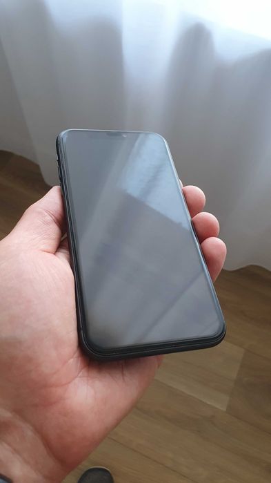 Iphone 11 stan bardzo dobry