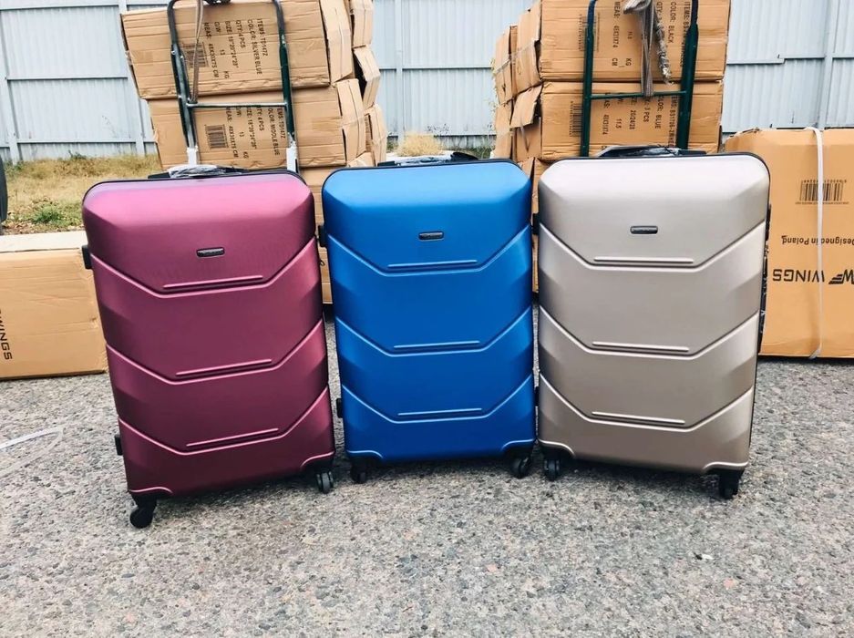 Чемодан Валіза Кейс Wings 147! Польша Сумка Оригинал