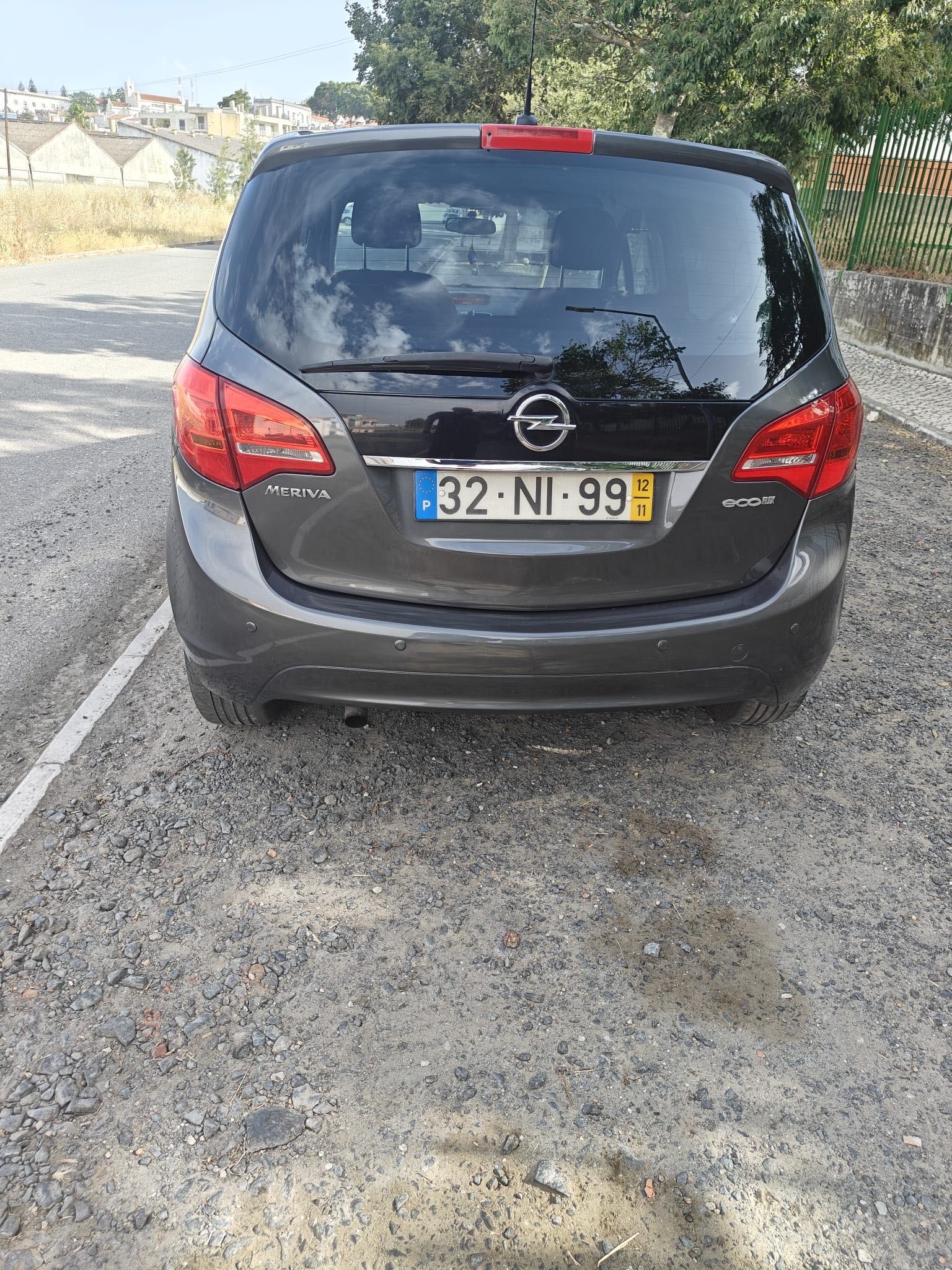 Opel Meriva Carro
