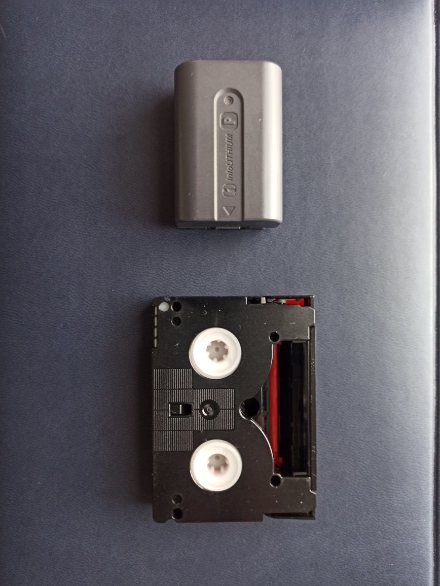 Sony bateria NP-FP30 + kaseta DMV60