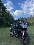Yamaha yzf r125.