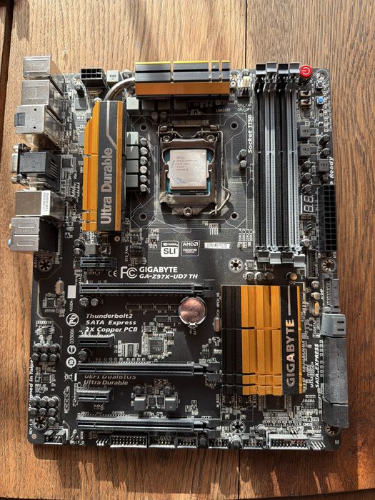 Płyta główna Gigabyte Ga-Z97X-UD7 TH + Intel Core i7 4790 3.60GHZ