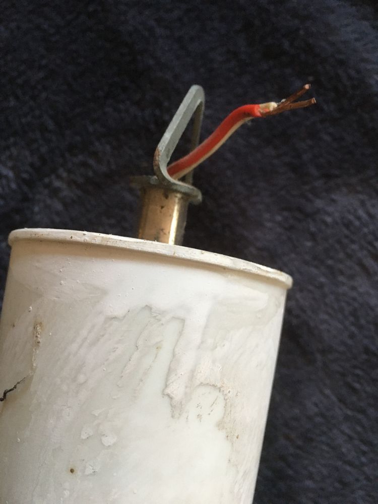 Lampa wisząca z PRL, porcelana i metal