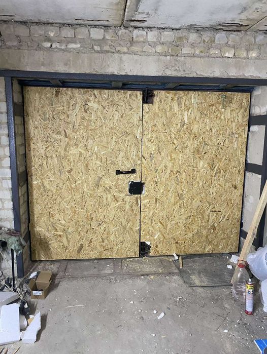 продам гараж на пр. Воронцова с дополнительным помещением.