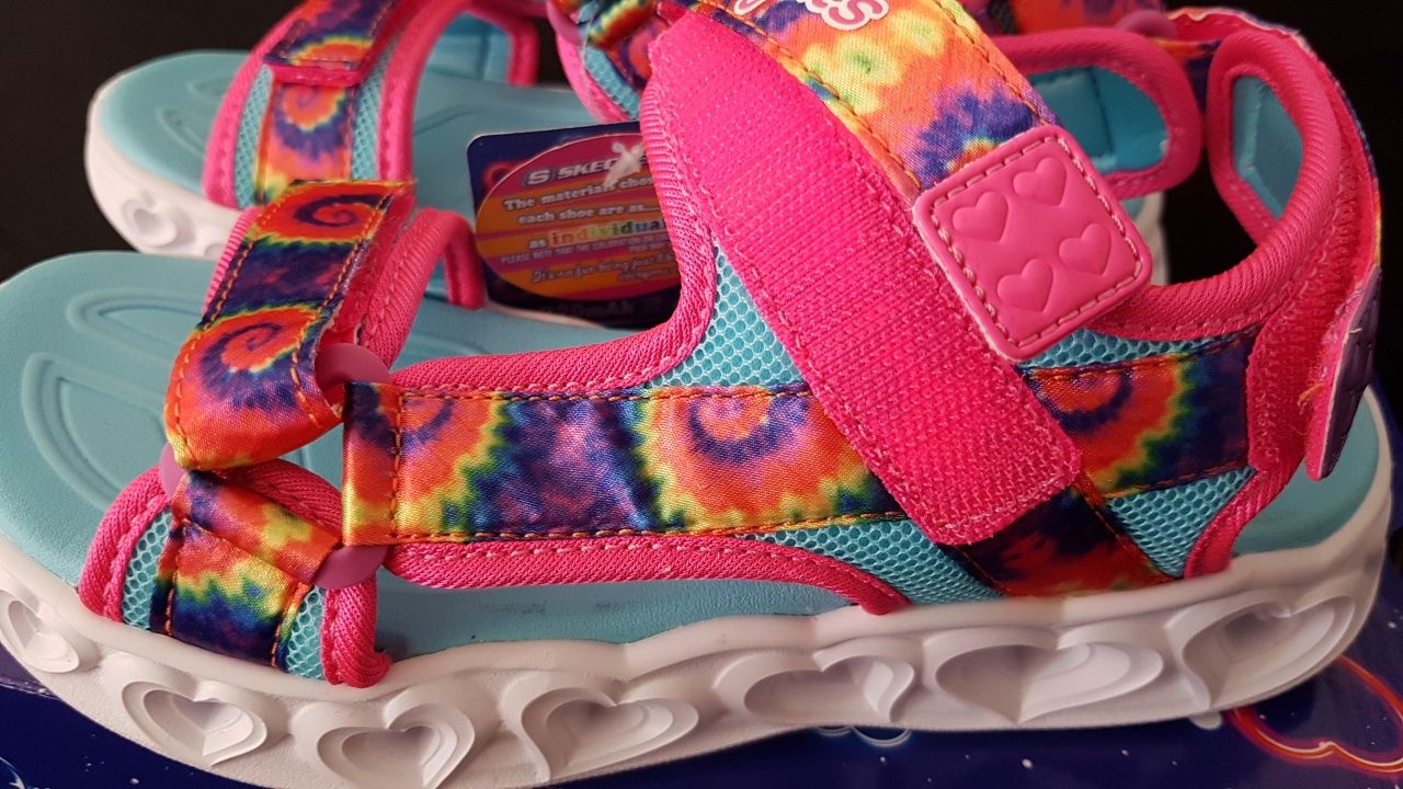 Босоножки Skechers Heart Lights 31р,стелька 20,5см,оригинал.