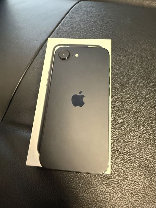 Iphone 16e jak nowy gwarancja
